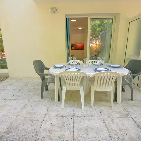 Très - Résidence Privée Avec Piscine -50m De La Lägenhet